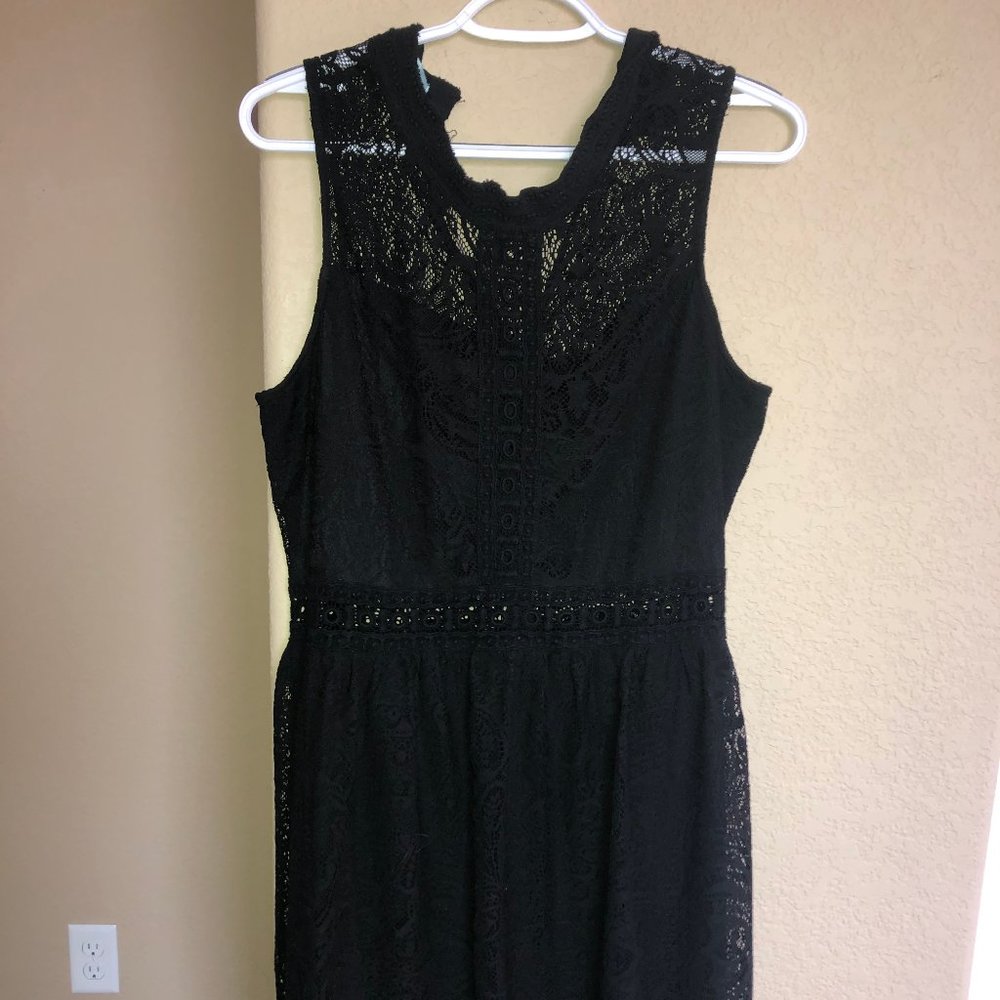 Black Lace Dress - Picture 2 of 3